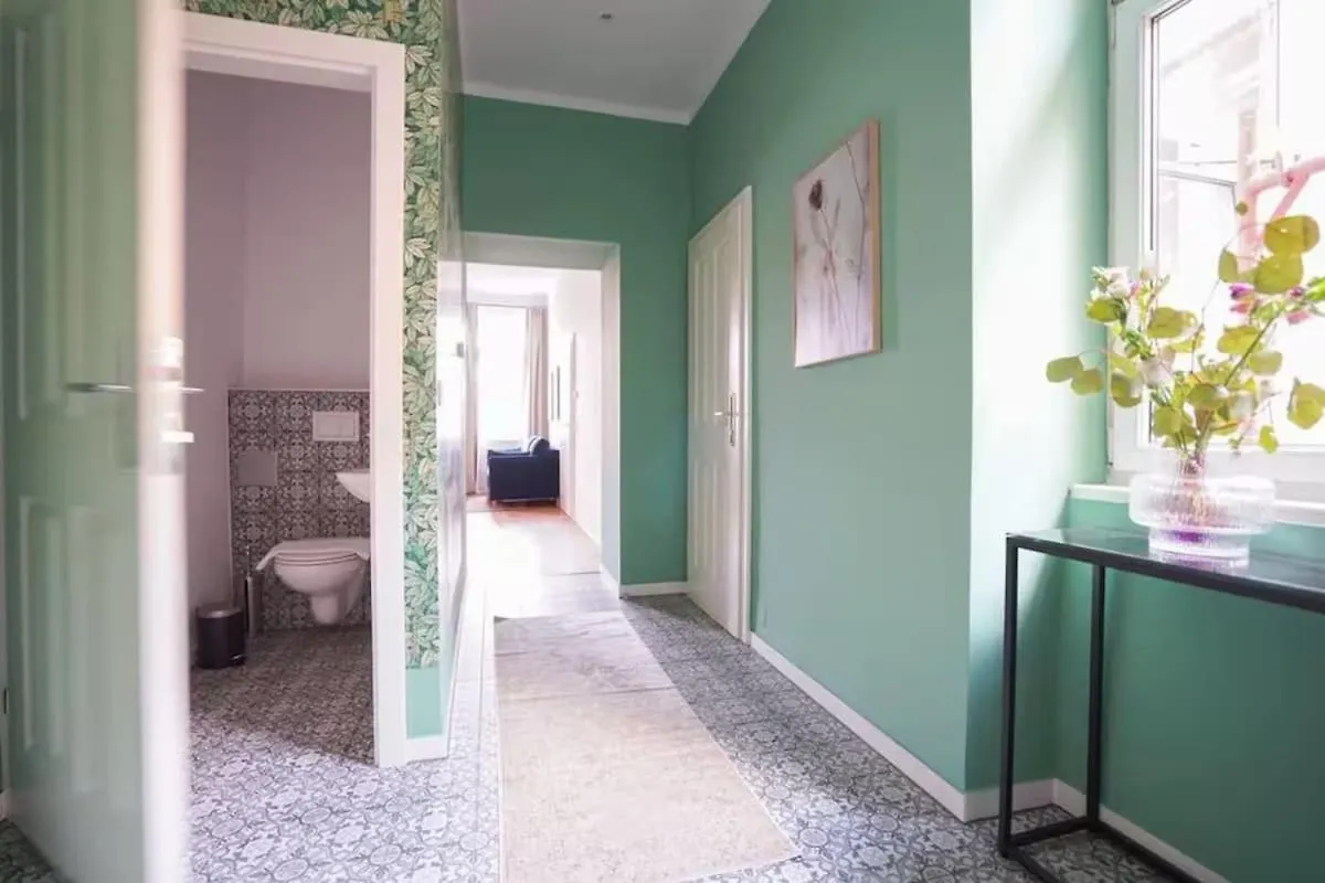 Apartment 8 Minutes To Inner City I 5 Min Walk To Metro I Wifi Vienna