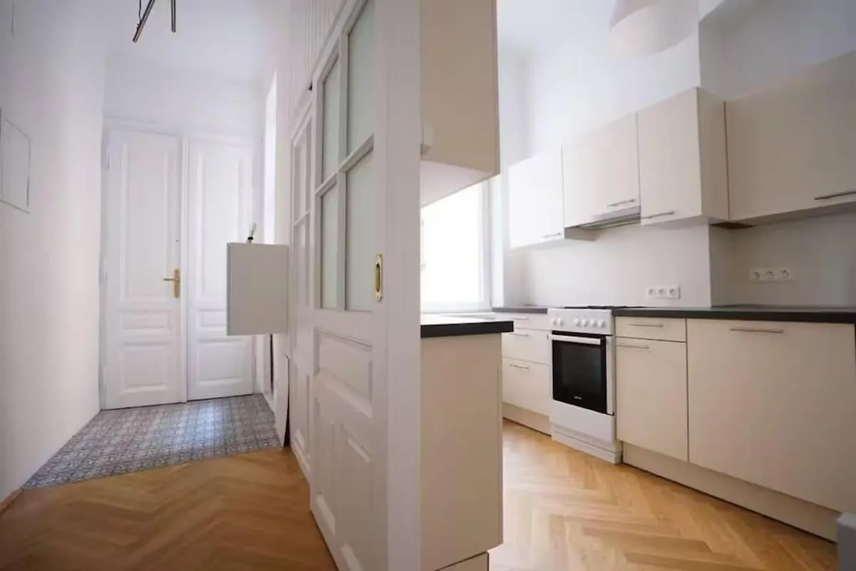 Apartment 8 Minutes To Inner City I 5 Min Walk To Metro I Wifi Vienna