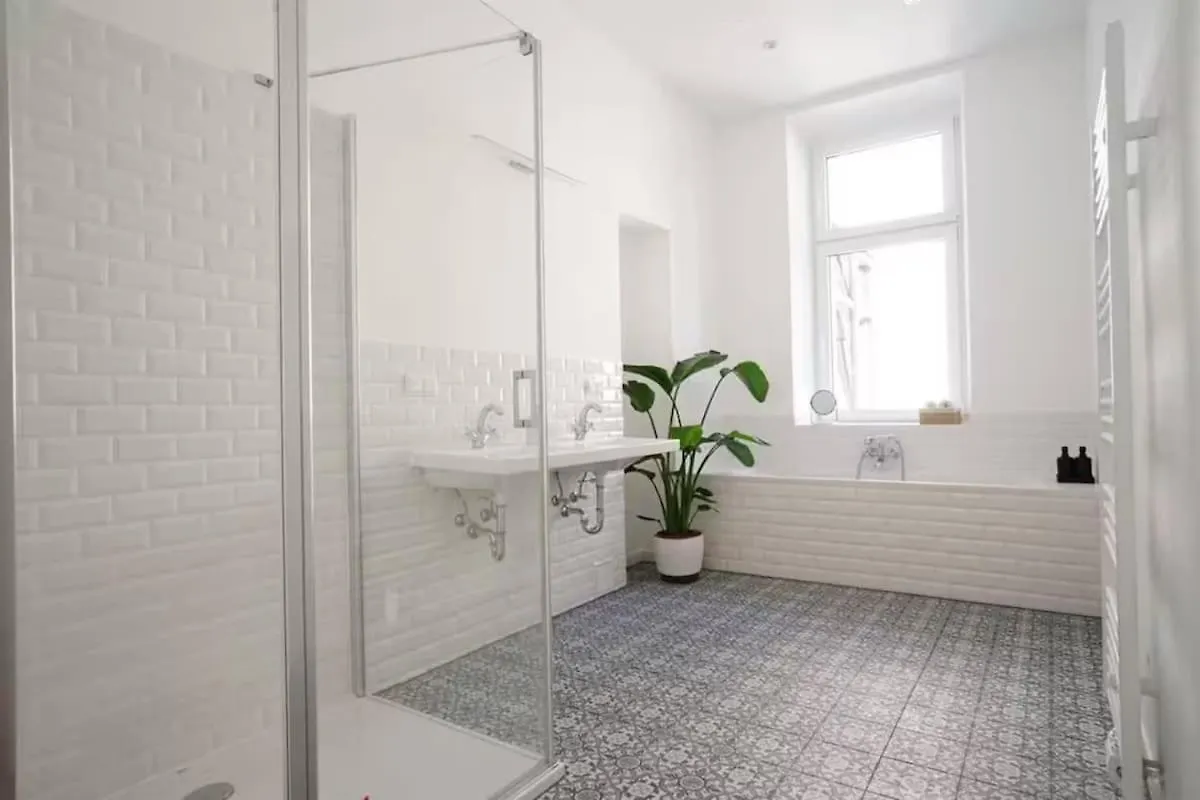 Apartment 8 Minutes To Inner City I 5 Min Walk To Metro I Wifi Vienna
