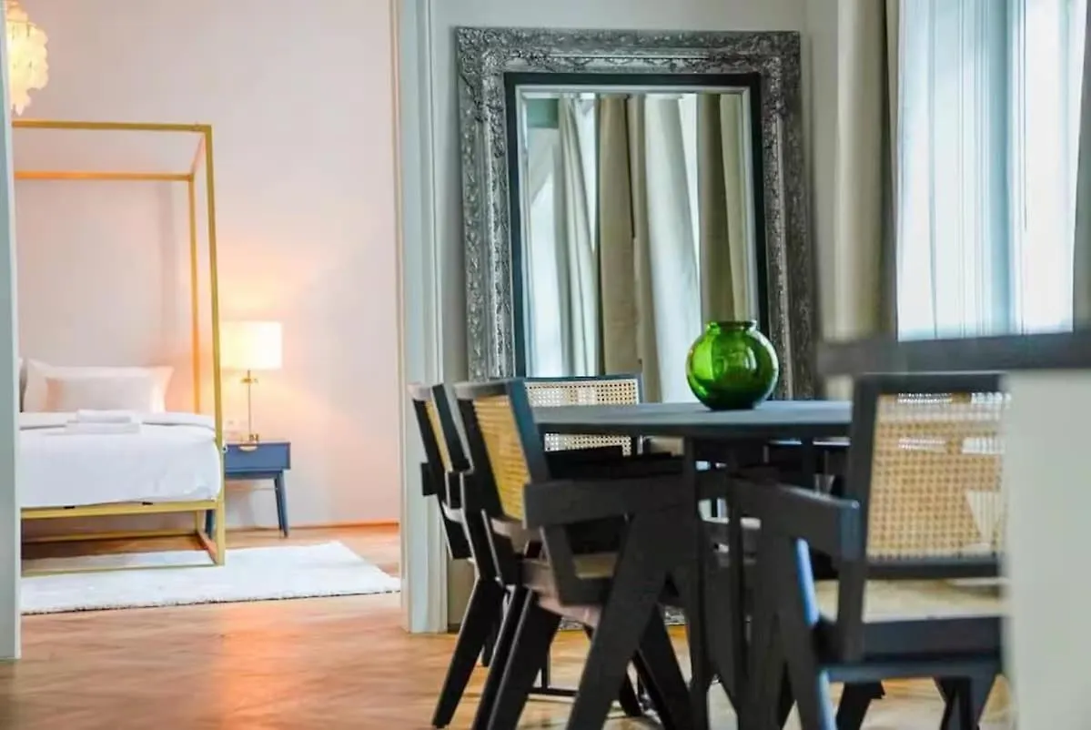 Apartment 8 Minutes To Inner City I 5 Min Walk To Metro I Wifi Vienna